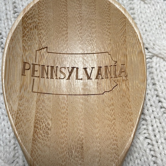 NWT Pennsylvania Totally bamboo salt storage box and wooden spoon. Great hostess - Picture 5 of 11